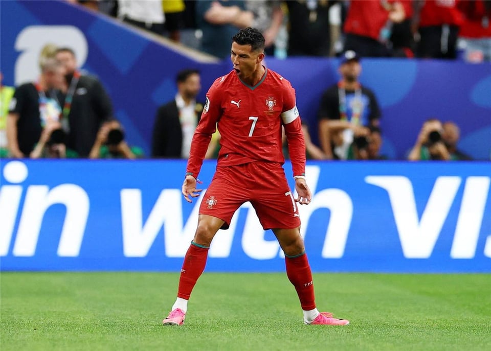 كاس العالم.. البرتغال تنهي آمال أوزبكستان بالتأهل وكريستيانو يحطم أرقامًا قياسية 1 w960q85fitscale down 2