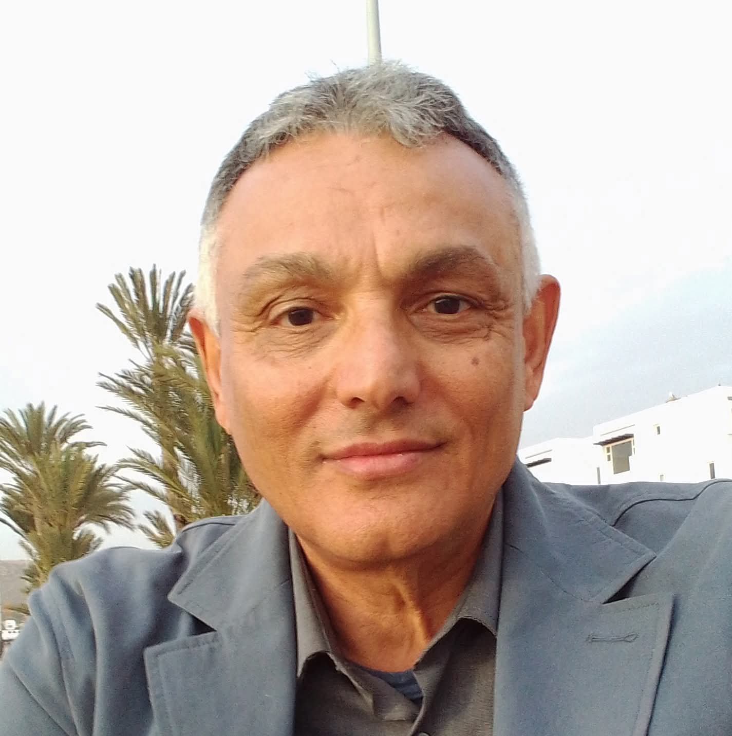 ما حصل لي من أجل شراء الكتب؟! 1 FB IMG 1783953451819