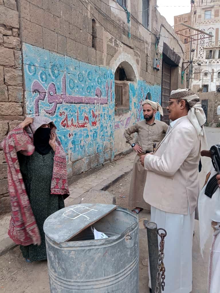 الفريق السامعي يزور عدداً من أسواق صنعاء القديمة للاطلاع على أوضاع المواطنين 4 IMG 20260704 234326 789