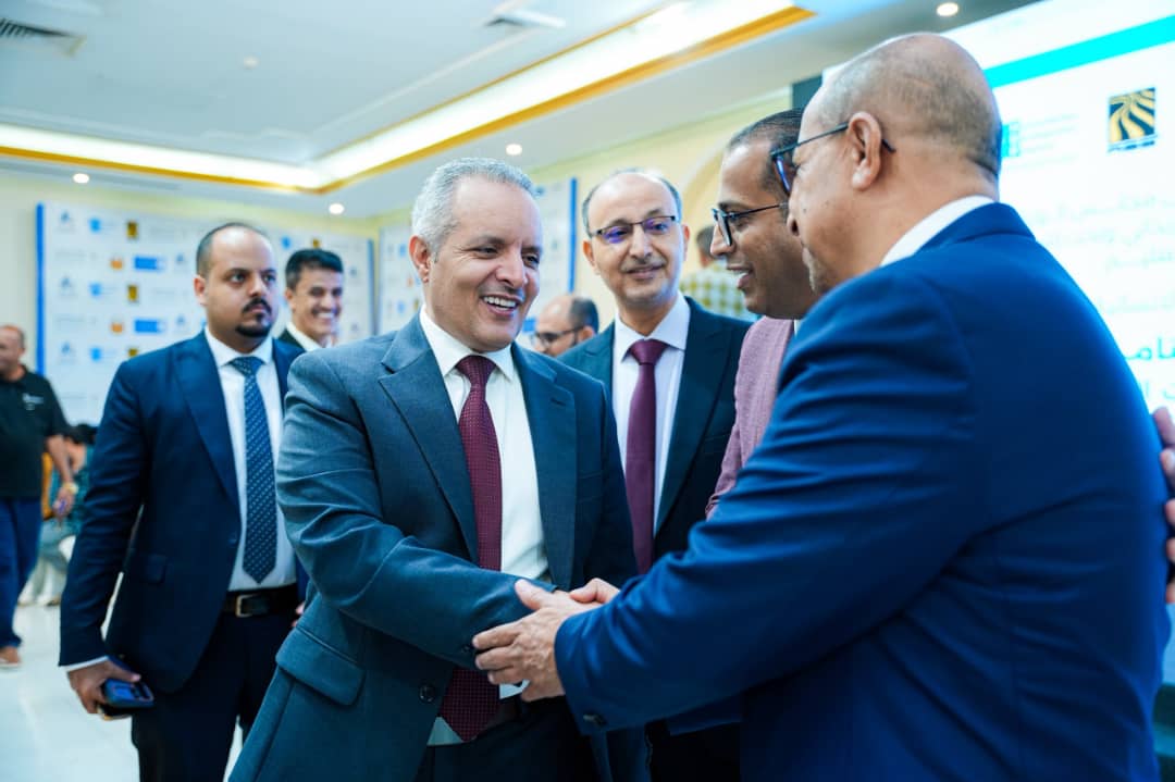 برعاية مجموعة هائل سعيد والبرنامج السعودي لاعمار اليمن .. اختتام مشروع الشهادات الدولية المهنية في التدريس (IPTC) بعدن 3 03