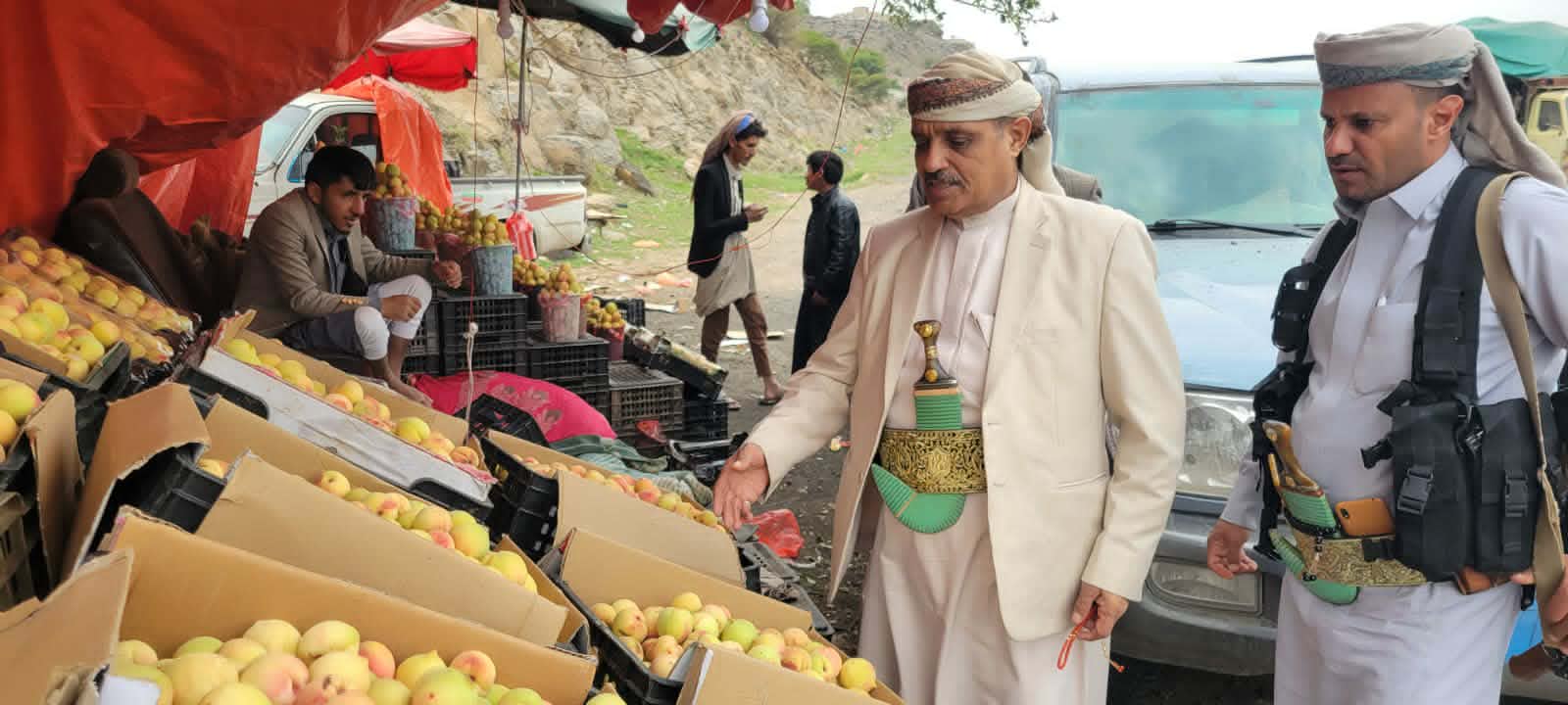 الفريق السامعي يتفقد حصن كوكبان ومدينة شبام التاريخية ويشيد بجهود ترميم المواقع الأثرية 4 1