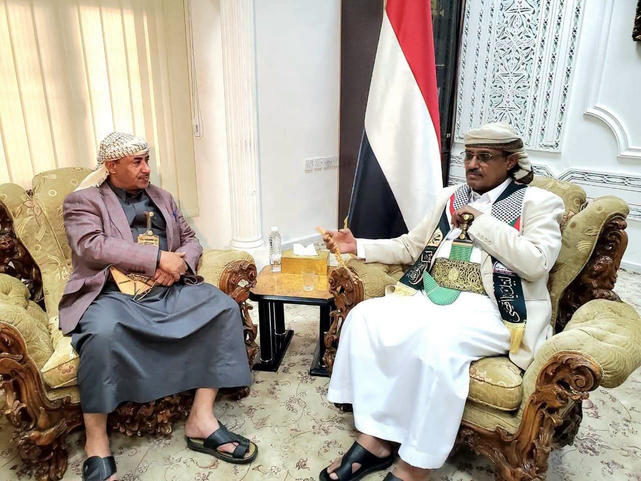الفريق السامعي يلتقي نائب رئيس مجلس النواب الجماعي 1 FB IMG 1786830741383