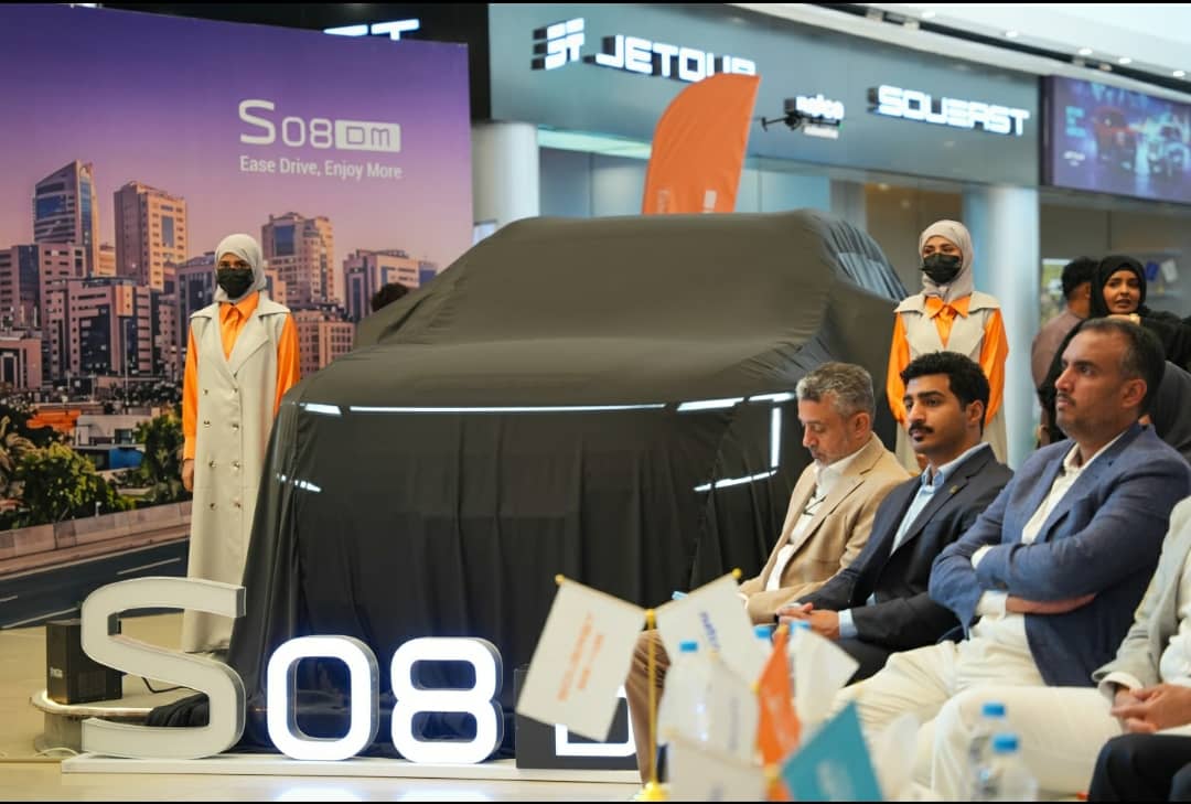 ناتكو للسيارات تفتتح معرضها الجديد في عدن مول وتدشن علامتي «جيتور» و«ساويست» بحضور قيادات رسمية ورجال أعمال 3 07