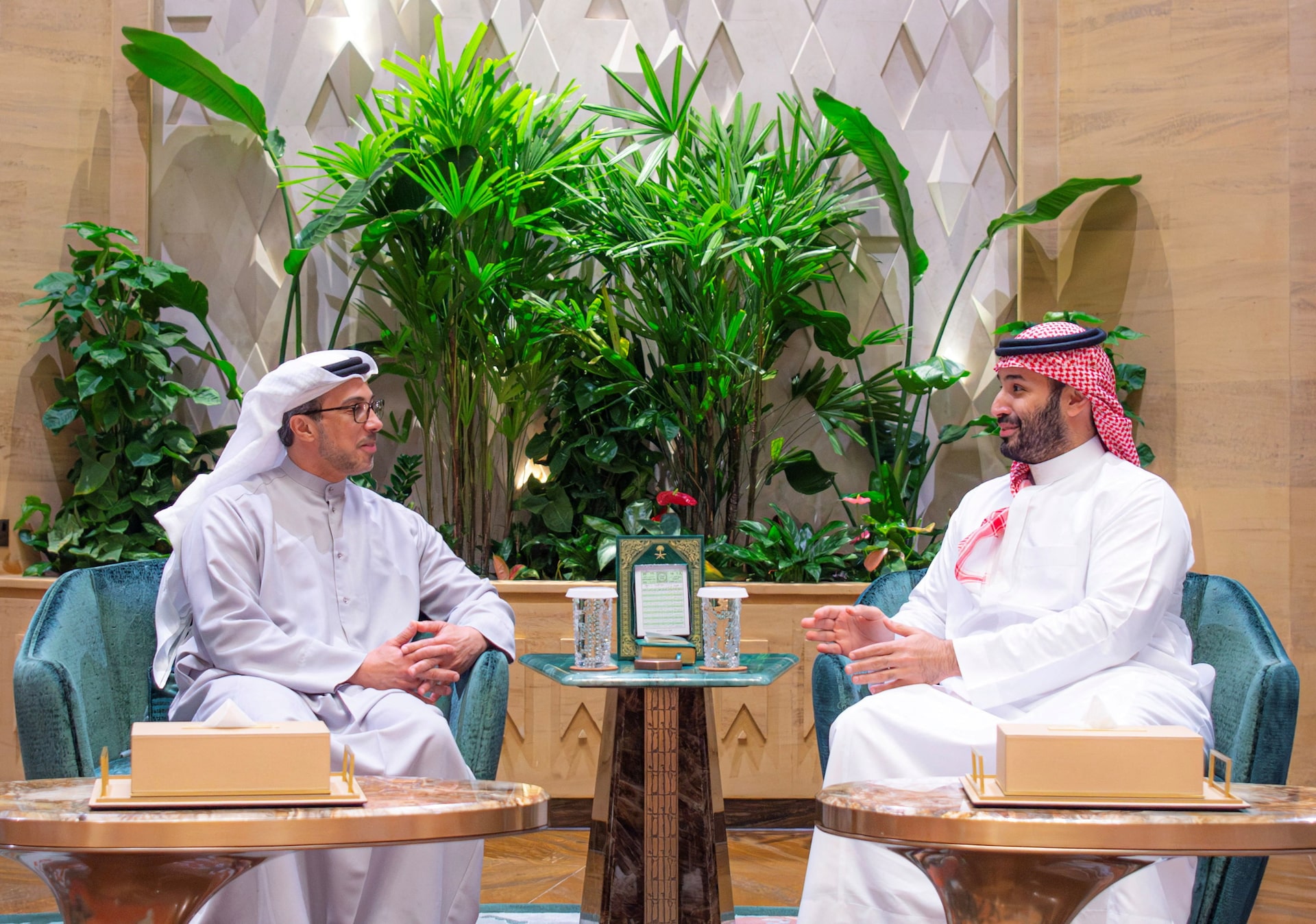 السقلدي يقارب دوافع التقارب السعودي الإماراتي وامكانية أبوظبي إلى اليمن