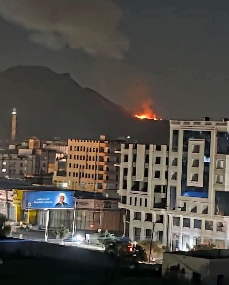 انفجارات في صنعاء وغارات في محافظات مجاورة 1 743