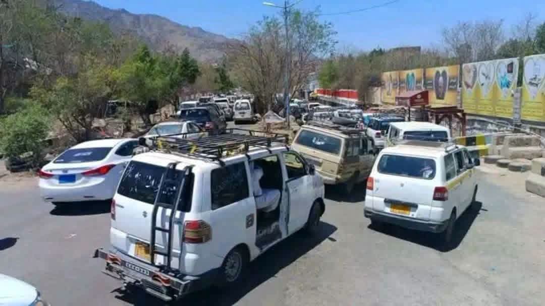 إغلاق طريقين يربطان مدينة تعز بالأجزاء الشرقية من المحافظة 1 FB IMG 1791001116926